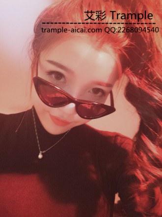 南一警察羞辱耳光