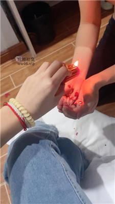 【沐沐大大】滴蜡小白鞋白袜狂舔 bf49533