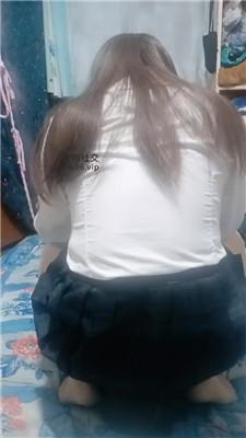 【伪娘和人妻】蓬头垢面的狗喜欢舔肉丝 JS250211-3