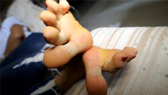 【冰时代】安琪S 第一人称POV 原味白袜脏脚羞辱