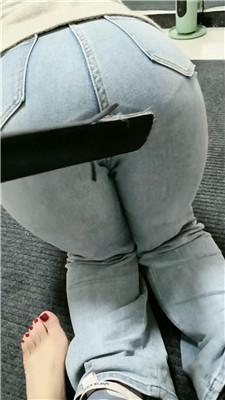 【沫嫣】母畜-高跟碾压踩虐闺蜜【双视角版】JS250401-1