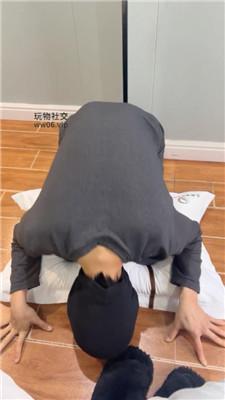 【小凤梨】转胯狗爬/恋足狂舔/牛仔裤坐脸 JS250110-6