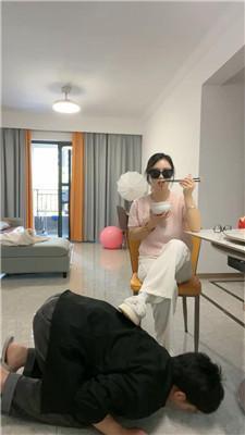 【薇薇】物化家具奴-伺候主子用餐 JS250322-5