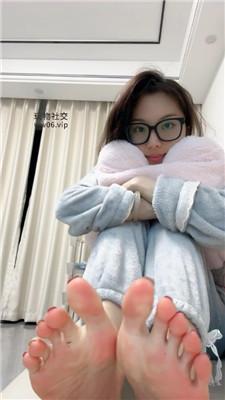 【怡宝】裸足    250219-32