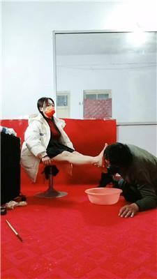 【沐颜】狗继父伺候我沐足【双视角版】 JS250216-12