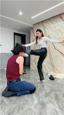 【麋鹿银儿】双主暴力虐-咬胳膊/踩踏式脚耳光/腿绞 bf51651