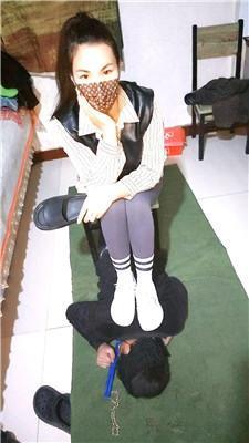 【银南女帝】鞋抽耳光/坐脸窒息/骑马转胯 JS250206-5