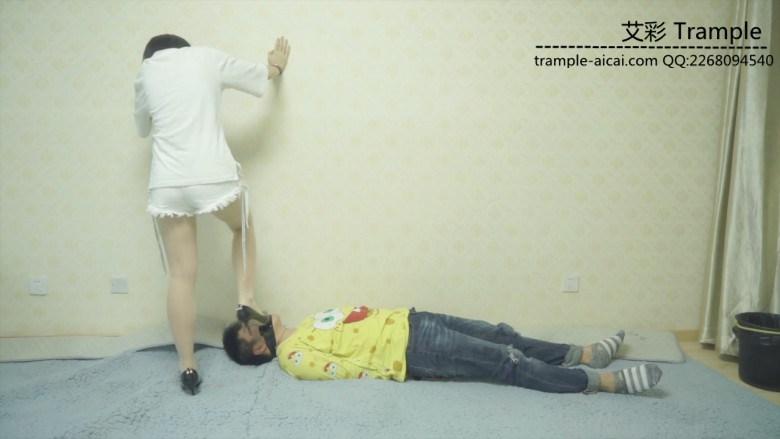 宅七跺脸半小时