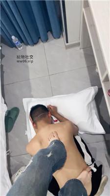 【沐沐大大】小白鞋白袜玉足狂舔 JS250305-23