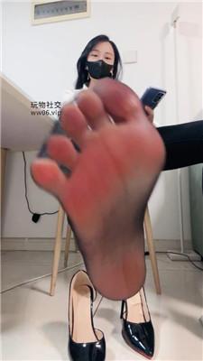 【小妮】黑短丝羞辱    250115-15