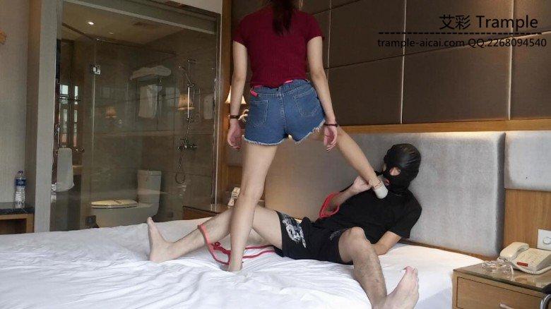 宝宝重踩爆踢，痩M再起不能