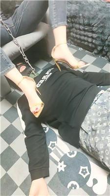 【判官兔主】高跟踩踏-近距离舔脏鞋 JS250323-22