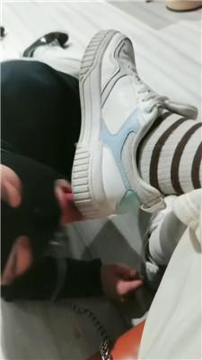 【灵魂晴】运动鞋白袜气味辱/脚下喂食 JS250118-51