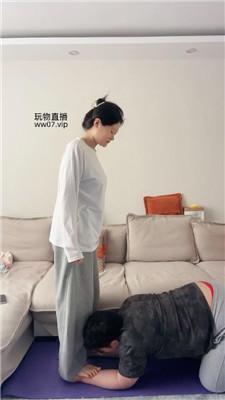 【埋汰】裸足玩虐健身教练 JS250224-29