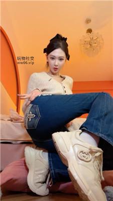 【艾琳】牛仔裤胯下炸    250203-1