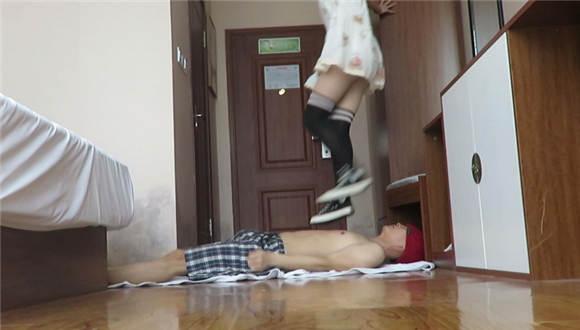 【御小主】帆布鞋黑丝剁踩蹦跳！