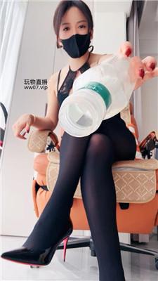 【冷颜】黑丝香水寸止    250302-12