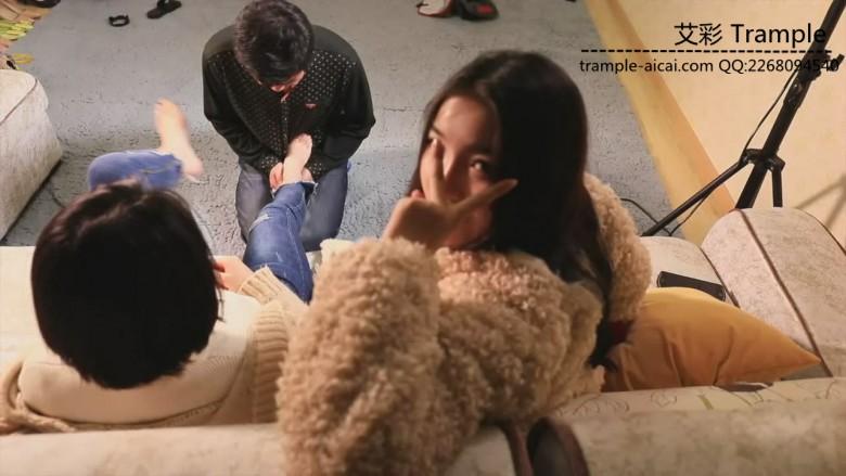 （强烈推荐）南一宅七棉袜裸足虐脸