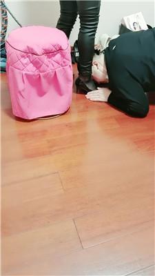 【美容院】素人技师首次玩SM调狗 JS250105-9