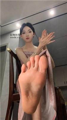 【千千】口水裸足肉丝    250221-22