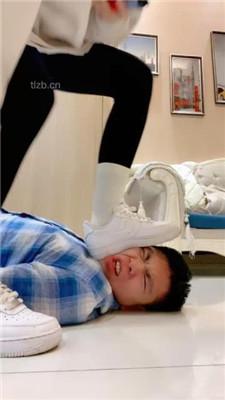 【甜味药丸】白袜瑜伽裤-口枷塞嘴/踩狗头狗爪/舔脏鞋底