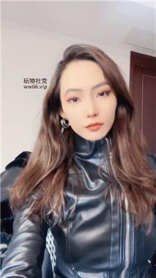 【倪小主】清理靴底    250222-13