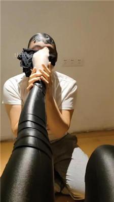 【广州丝主】御姐范S-长靴黑丝美腿蹂躏【完整版】