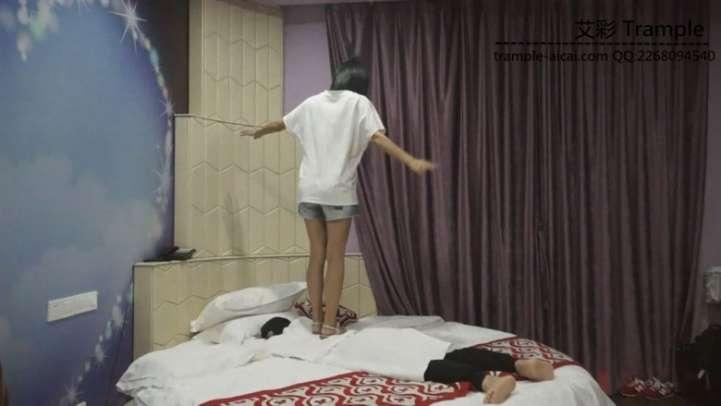 工程学院文艺委员的原味凉鞋踩踏