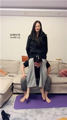 【埋汰】健身女教练惩罚猥琐学员 JS250220-2