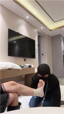 【黛梦】踩踏-长靴白袜玉足虐 bf50567