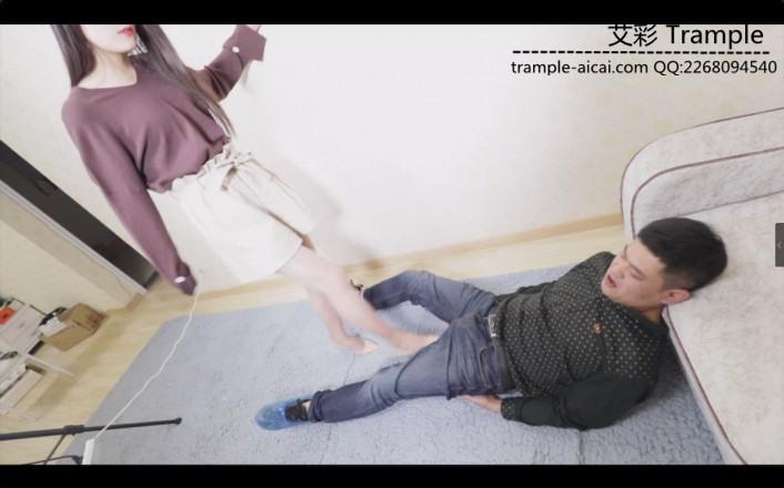 致敬经典曼捌多视角踢裆