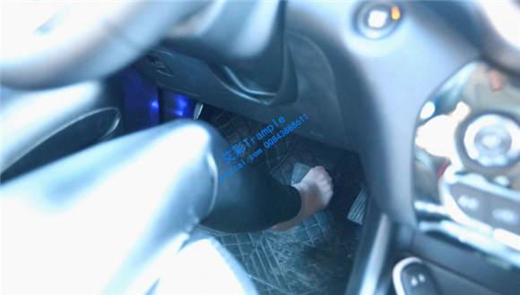 【冰时代】彤彤凉鞋丝袜开车踩油门