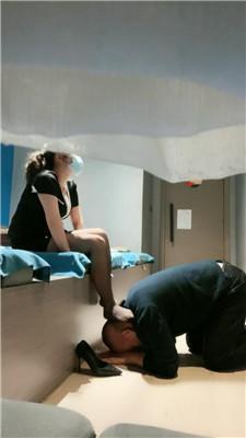 【西北傻子】足浴店开发技师女神虐 JS250305-13