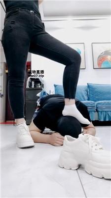 【李老师】运动鞋白袜踩踏【双视角版】 JS250325-29