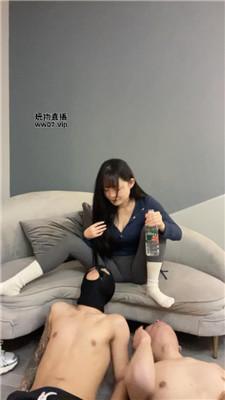 【婉纱】健身后原味鞋袜虐兄弟奴 bf51100