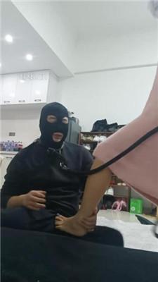 【冷皇】袜子塞嘴暴力踢踹