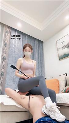 【楚楚】瑜伽女神S-运动鞋白袜踩踏踢踹 bf51233