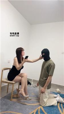 【微笑】肉丝美腿虐贱奴 bf51711