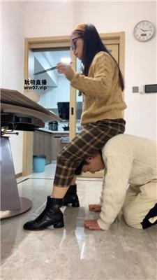 【南月女神】短靴踩踏脚喂食 JS250307-27