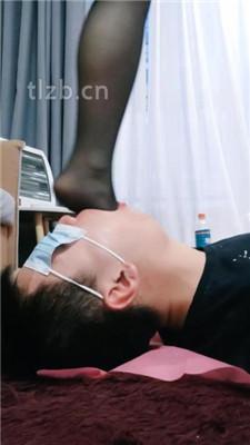 【An盈盈】下跪强制插嘴深喉