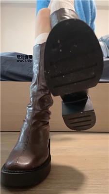 【玄葉】靴子与中筒脏白袜的羞辱控制    250408-26