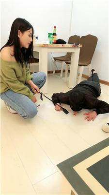 【乔伊】双S-运动鞋暴力踢踹虐打/脚下喂食【三视角版】 bf49221