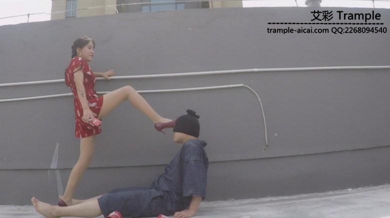 希雨红裳户外玩弄