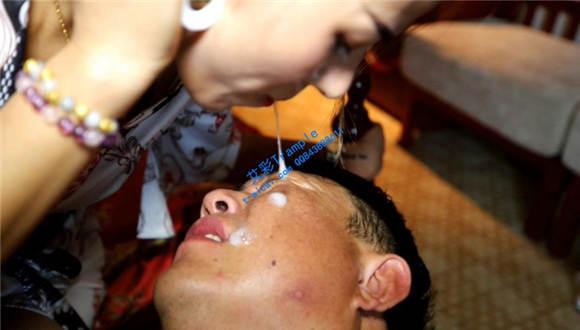 【冰时代 安琪S】肉丝深喉插出血 舌头灭烟头唾沫洗脸