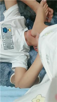 【星辰】素人脚丫狂舔【续集】  JS250420-19