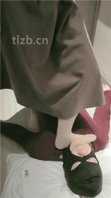 【樊樊】肉丝脚全体重踩踏/闻脏鞋臭袜/骑马骑脖