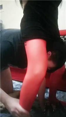 【诺主】红丝袜美腿诱惑虐 JS250211-5