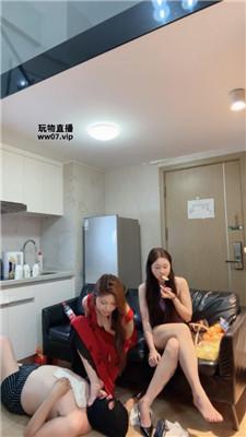 【泡芙】双S-模特脚下羞辱贱奴 bf53123