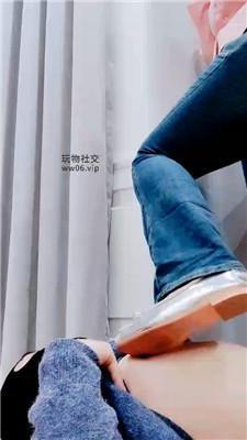 【拽拽】骑马-原味玉足踩虐 JS250210-4