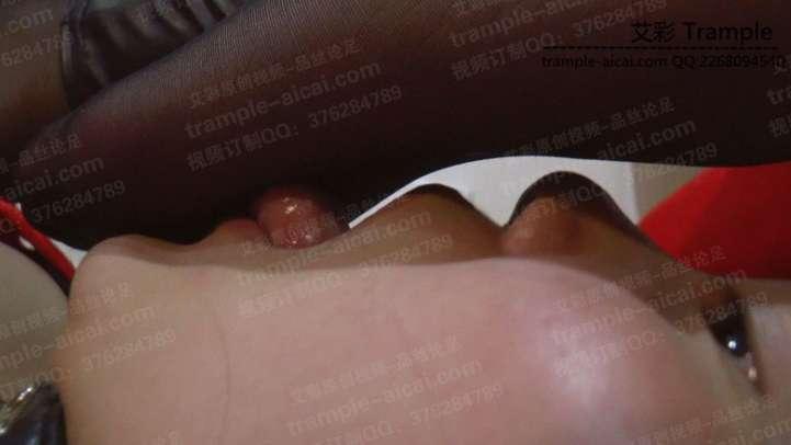 【PSLZ】黑白双煞玩虐贱母狗1